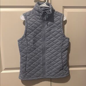 The North Face Gray Quilted Women's Vest
